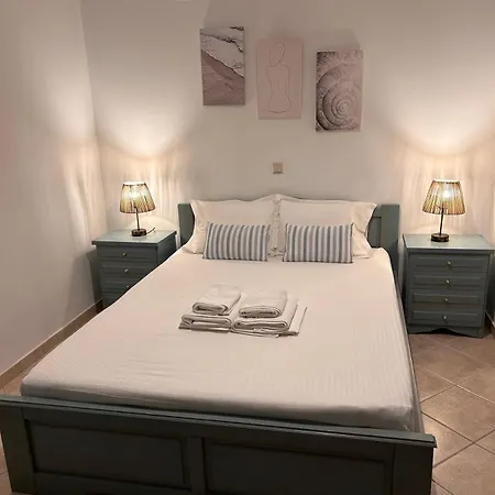 Thalassa House By The Sea בית נופש *