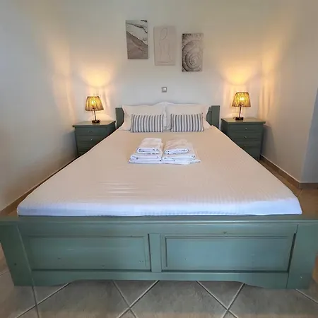 Dom wakacyjny Thalassa House By The Sea Agios Georgios (Irakleia)